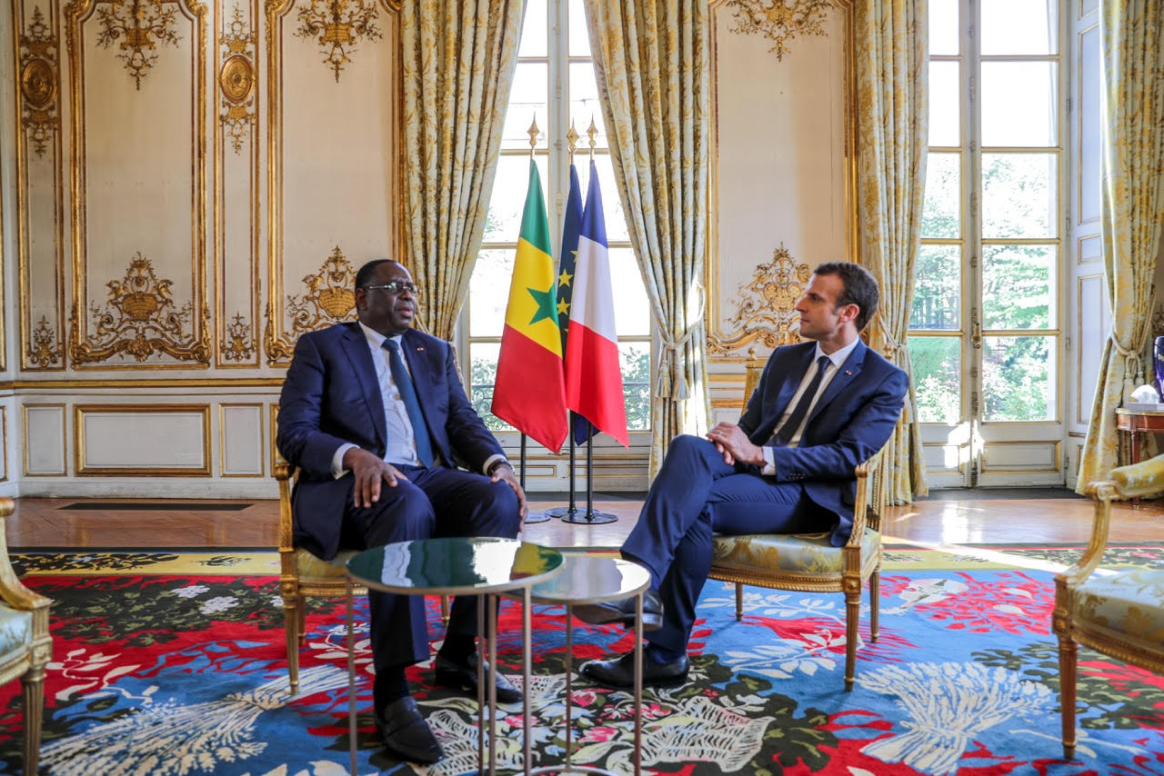Les images de la rencontre entre les présidents Macky Sall et Emmanuel Macron à l'Elysée