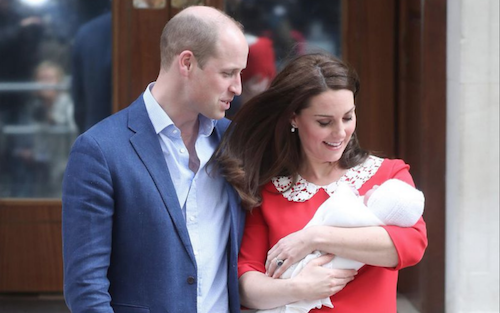 Le Prince William et Kate Middleton présentent leur troisième enfant