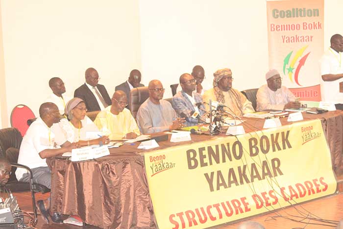 Crise scolaire, démarche de  l’opposition : Benno Bokk Yakaar brandit le rameau d’olivier et le fusil de guerre