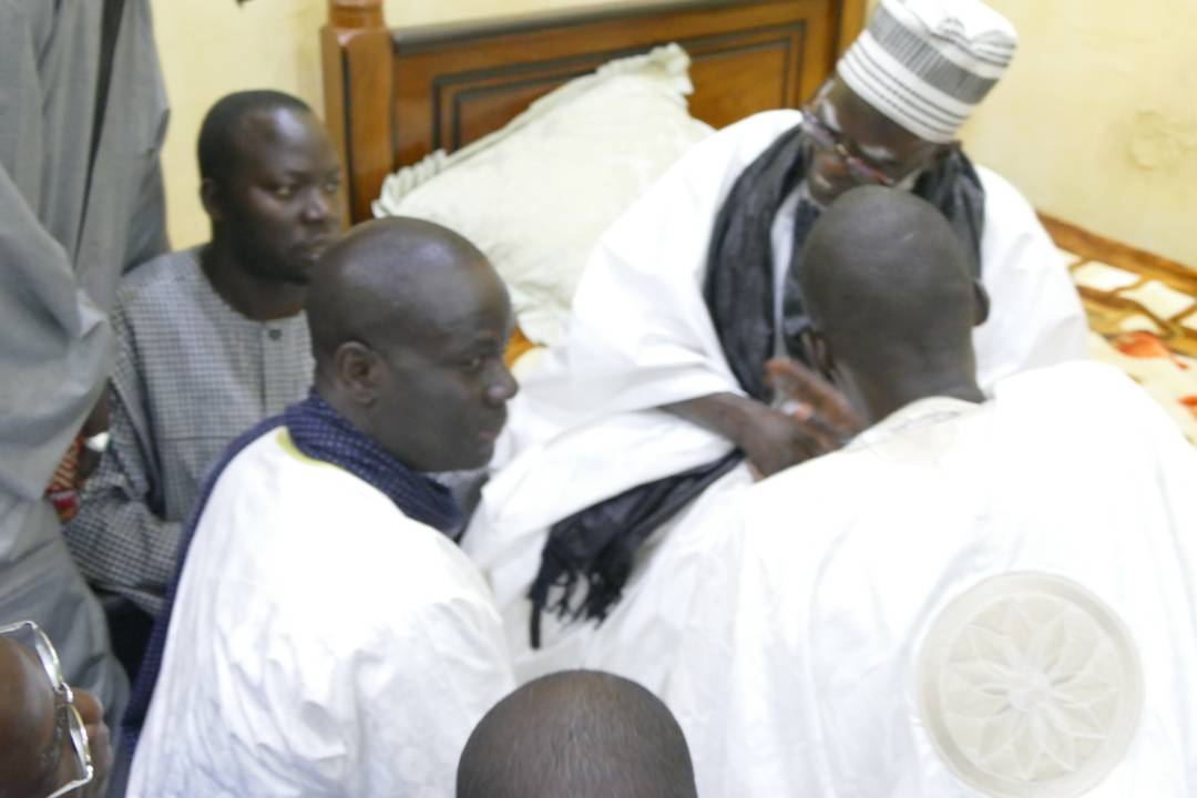 Visite de Malick Gakou chez le Khalife général des Mourides à Touba