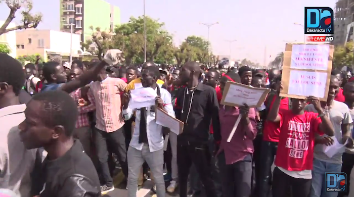 MARCHE NATIONALE : Les étudiants réclament le départ des ministres impliqués et dénoncent "la diversion de l'État"
