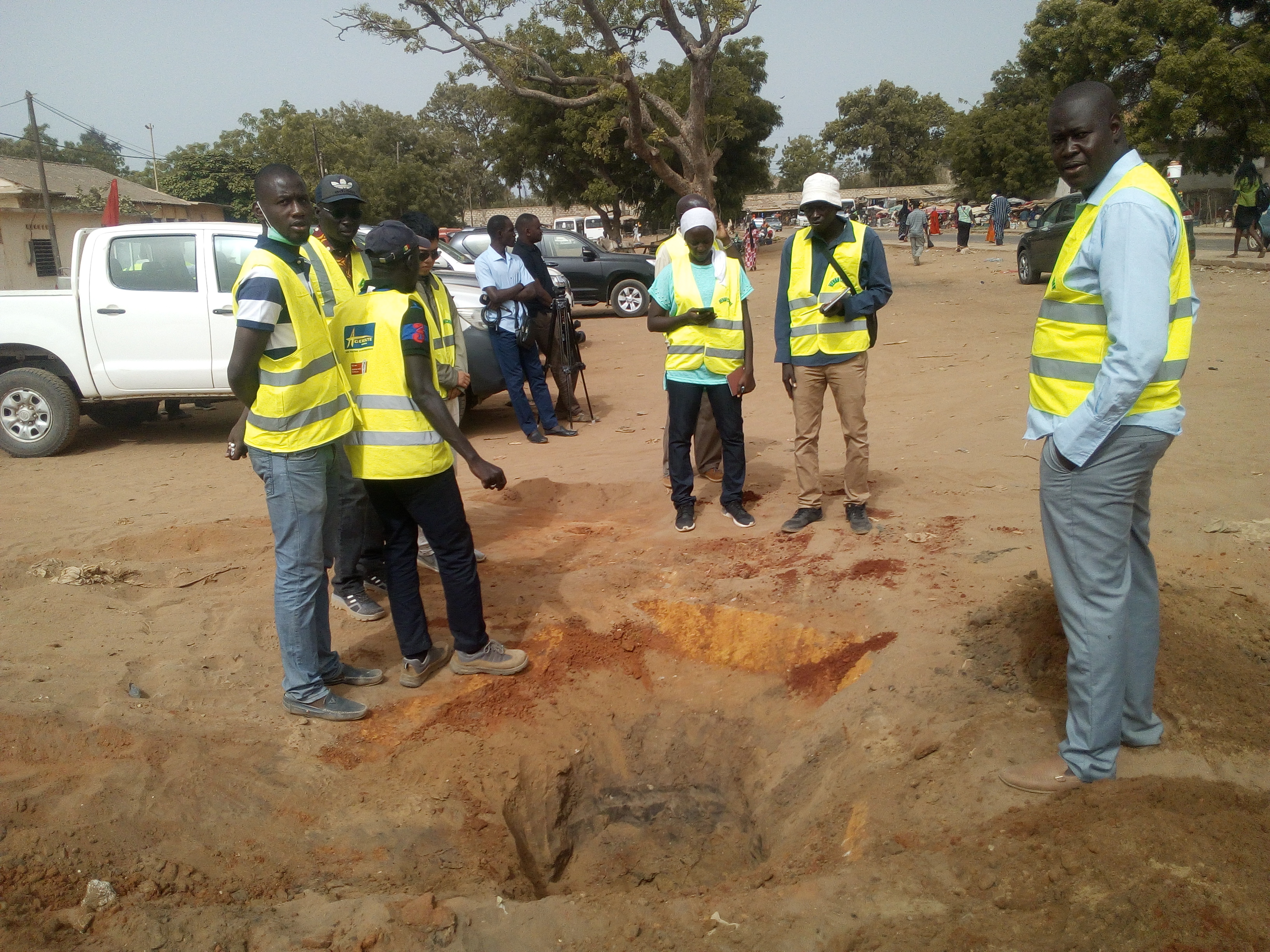 PROMOVILLES MBOUR : L'État décaisse 10,4 milliards pour 16km de route.