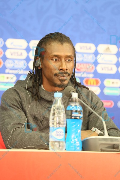 Aliou Cissé sur le forfait de Saliou Ciss : "Il a eu un petit bobo, alors on n'a pas préféré prendre de risque (...) Adama il connait déjà la maison"