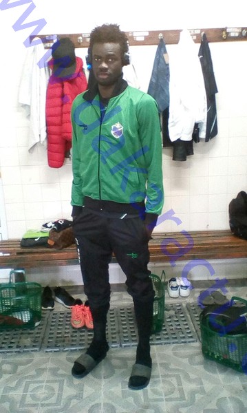 Meurtre à Yoff : un jeune footballeur poignardé à mort