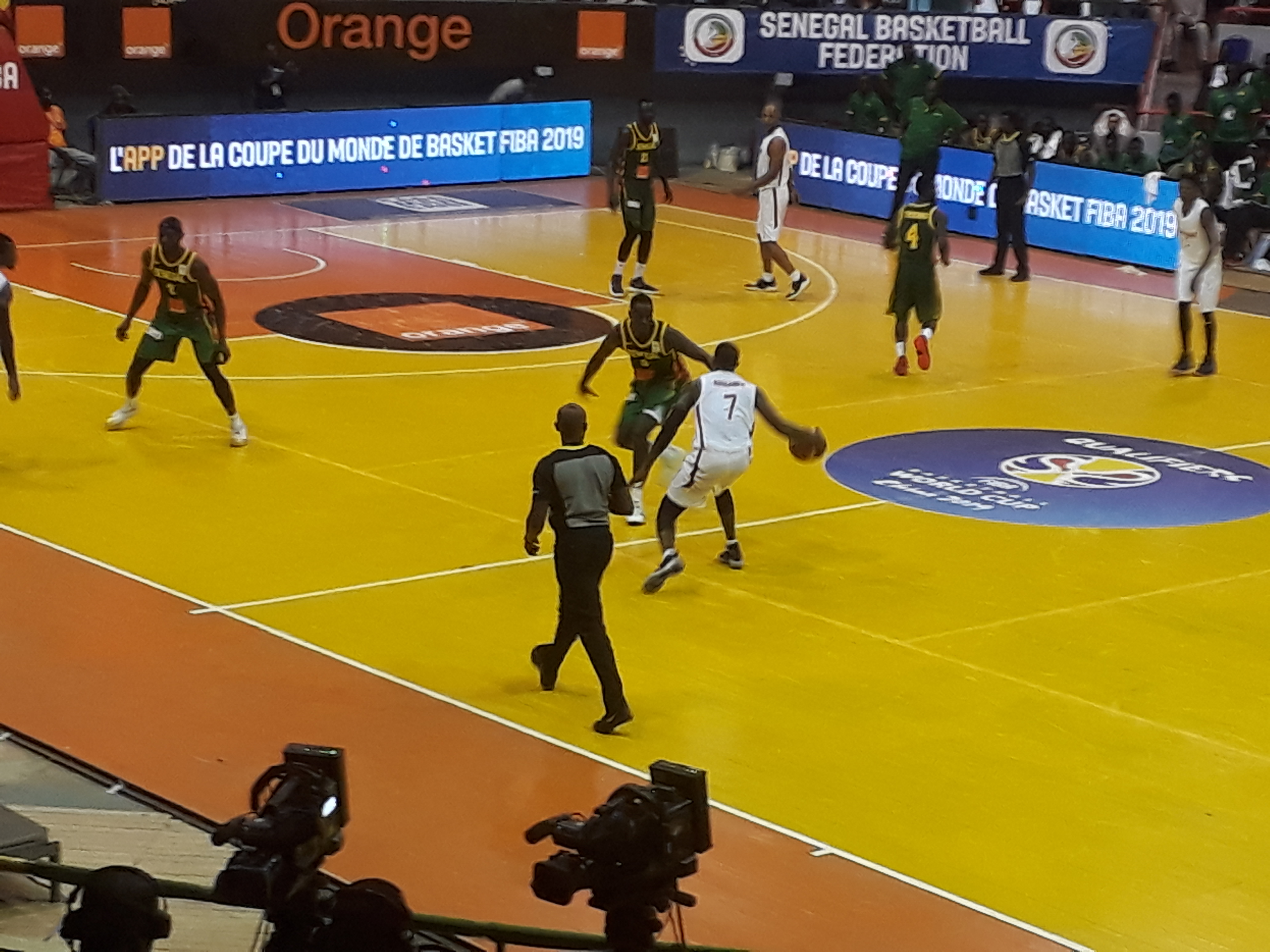 Eliminatoires Coupe du Monde Basket Masculin- (41-44): le Sénégal devant à la mi temps contre la Centrafrique