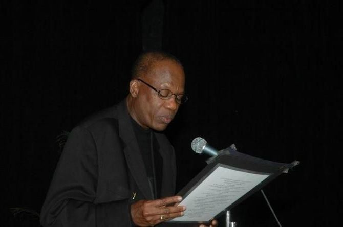 Prix Tchicaya U Tamsi de la poésie : le Président félicite Amadou Lamine Sall