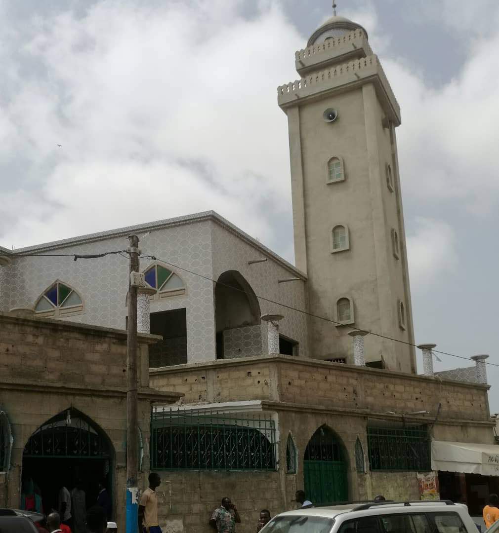Abdou Karim Sall visite la grande mosquée de Nimzatt à Pikine Nord