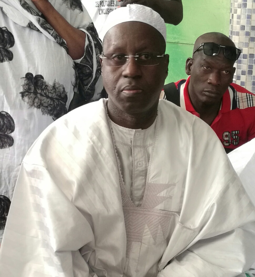 Abdou Karim Sall visite la grande mosquée de Nimzatt à Pikine Nord
