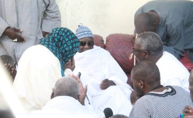 INHUMATION DE SERIGNE ABDOU COUMBA SOUNAH - Présence à la prière mortuaire du Khalife Général et de Serigne Moustapha Maty Lèye