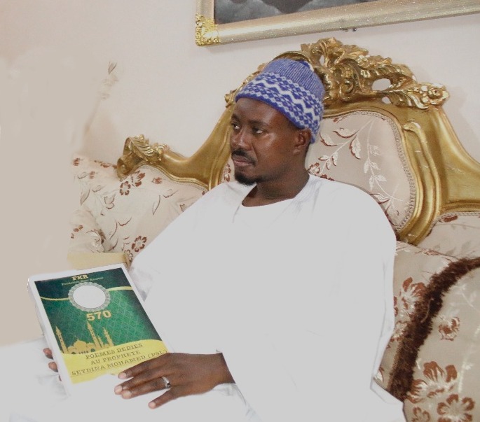 « Le Sauveur » : Le poète Mouhamed Abdallah Thiam gratifie la Ummah Islamique d’un Chef d’œuvre sur Mouhamed (PSL)  