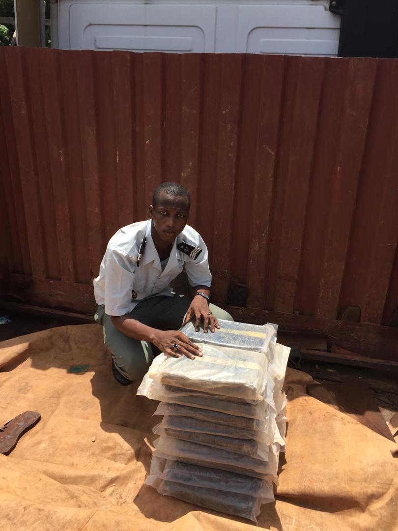 Saisie de 40 kg de chanvre indien par la Douane Sénégalaise à la frontière du Mali