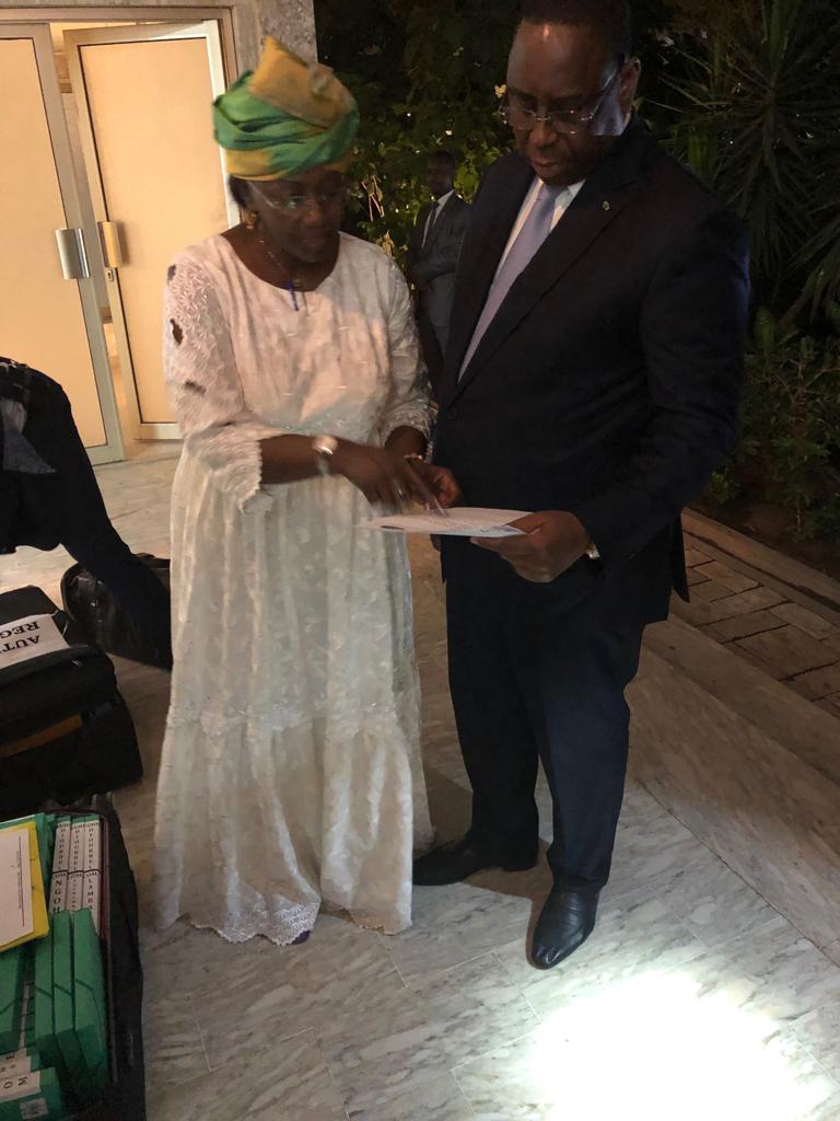 Parrainages : Mme Aminata Tall remet 45922 signatures à Macky Sall et révèle les secrets de cette prouesse sur le territoire national