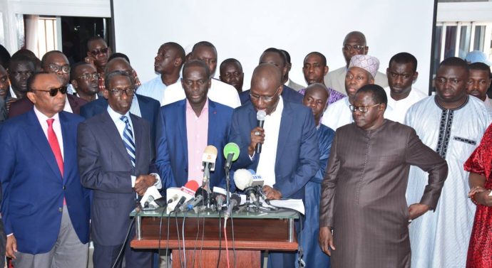 L’Opposition, l’impuissance bruyante (Par Soro DIOP)