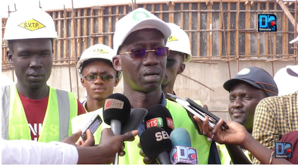Travaux de renforcement de l’alimentation en eau potable dans le Gandiolais, Toubé et envions : Le DG de la SONES Charles FALL constate son avancement