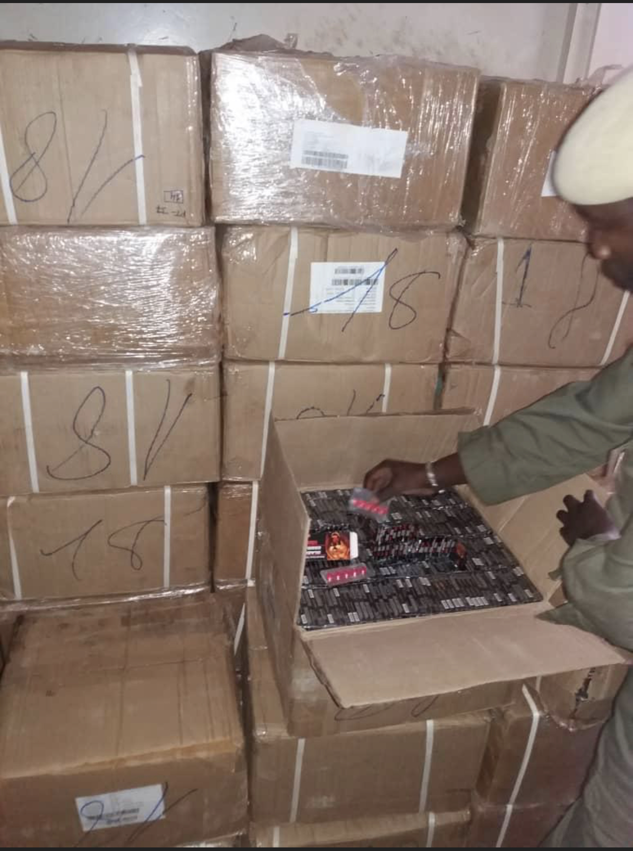 Dialadiang (Kolda) : La Douane saisit 74 cartons de faux médicaments