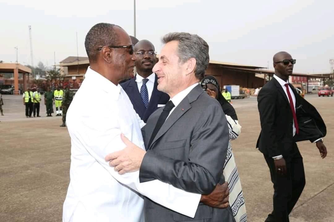 Guinée : Après Wade et Hollande, Alpha Condé déroule le tapis rouge à Nicolas Sarkozy.