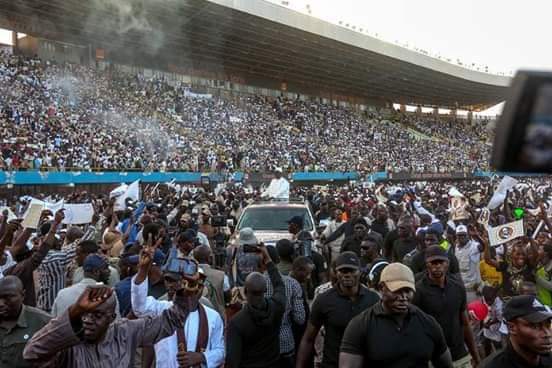 Stade Léopold Sédar Senghor : Le bain de foule de Macky Sall à son meeting de clôture