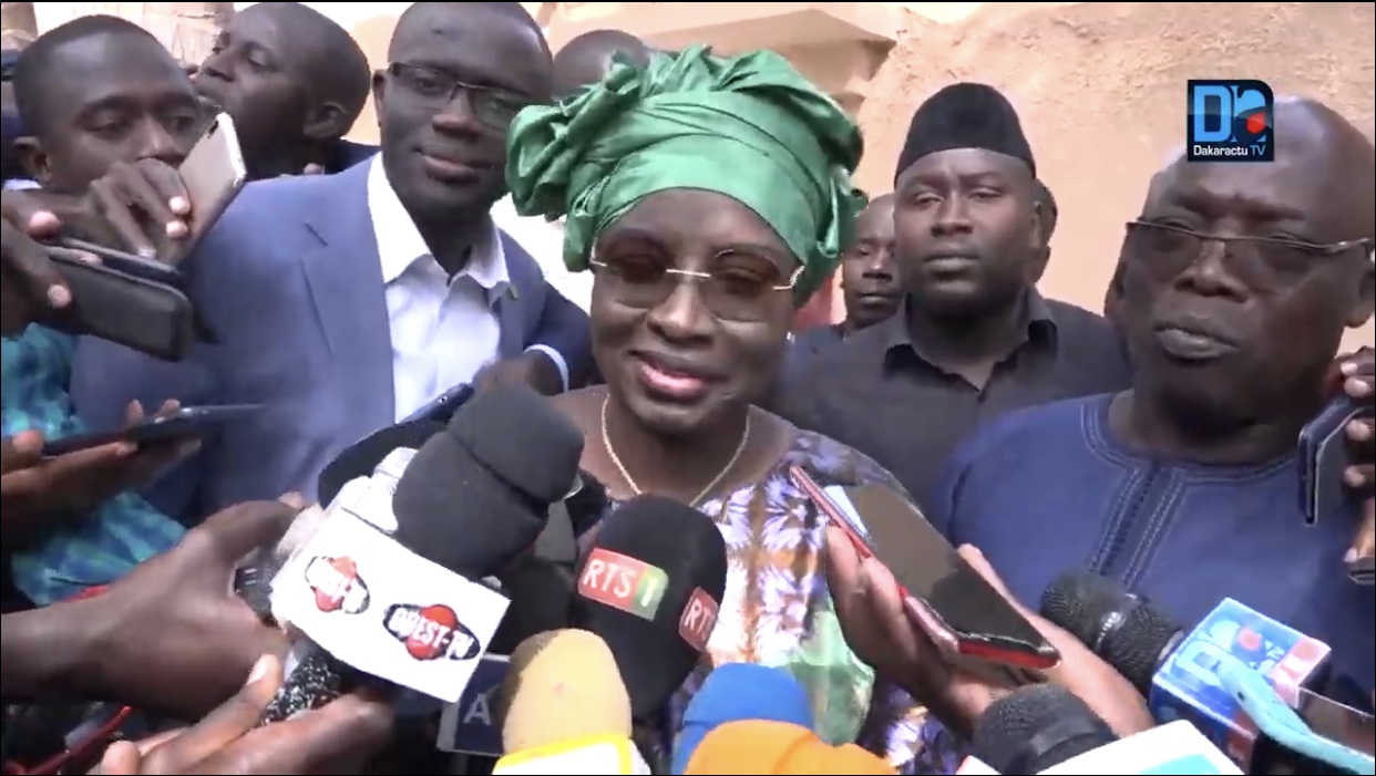 Mimi Touré : « Les bathieu prévues, ou les raclées en langue de Molière se révèlent au grand jour! »