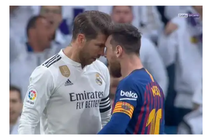 Clasico Réal - Barca (0-1) / Arrêt sur image : "Tête à tête" musclé entre Ramos et Messi...