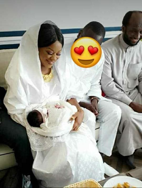 FRANCE : Clara de la série « Idoles » baptise sa fille à Paris