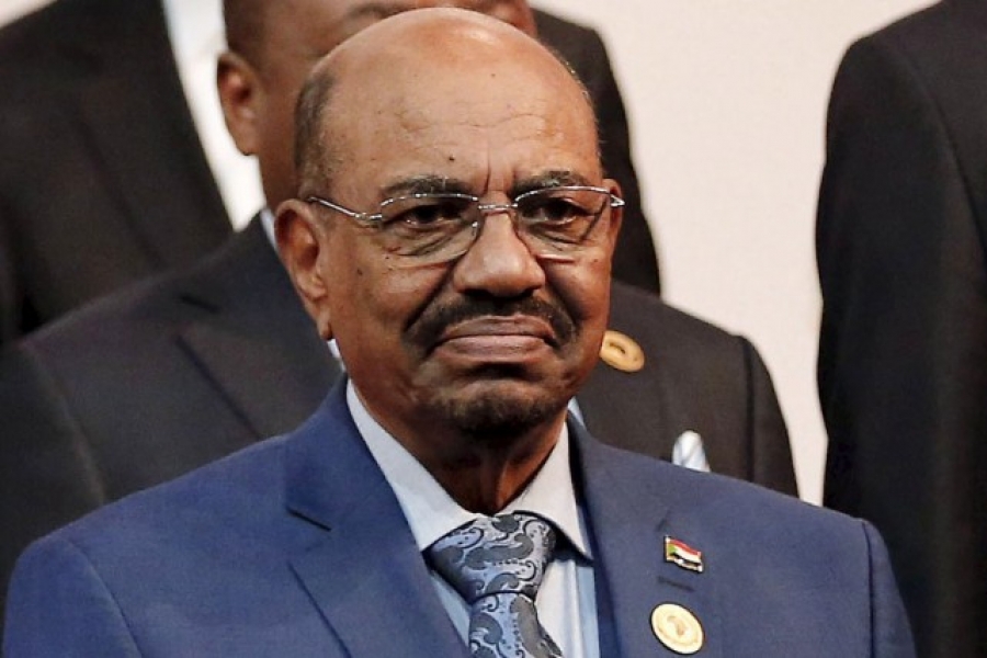 Soudan : l'armée arrête le président Omar el-Béchir.