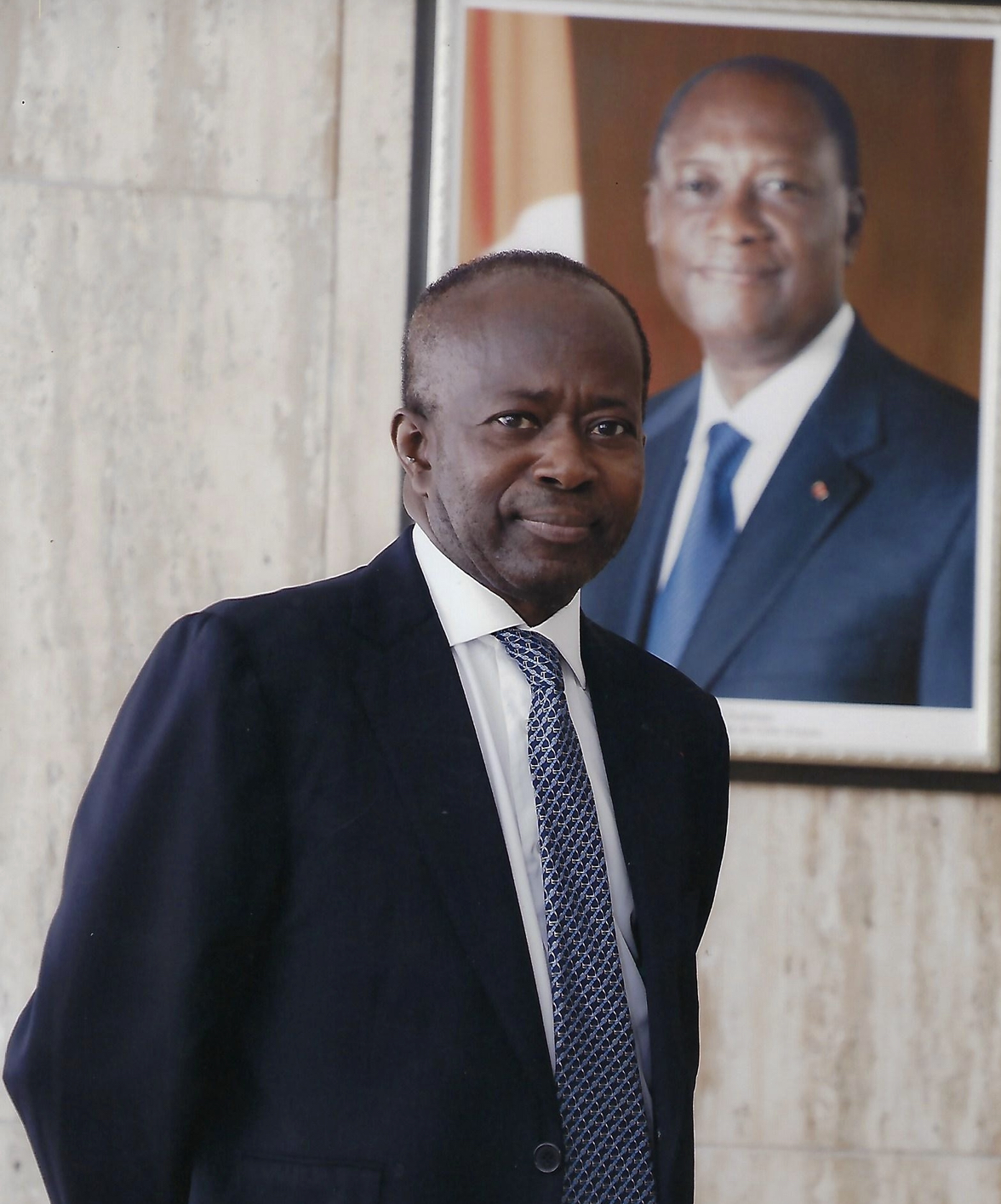 APERÇU EN CÔTE D'IVOIRE ET À COPENHAGUE / Diagna Ndiaye visiblement en tournée dans le cadre de la préparation des Jeux Olympiques de la Jeunesse à Dakar en 2022.