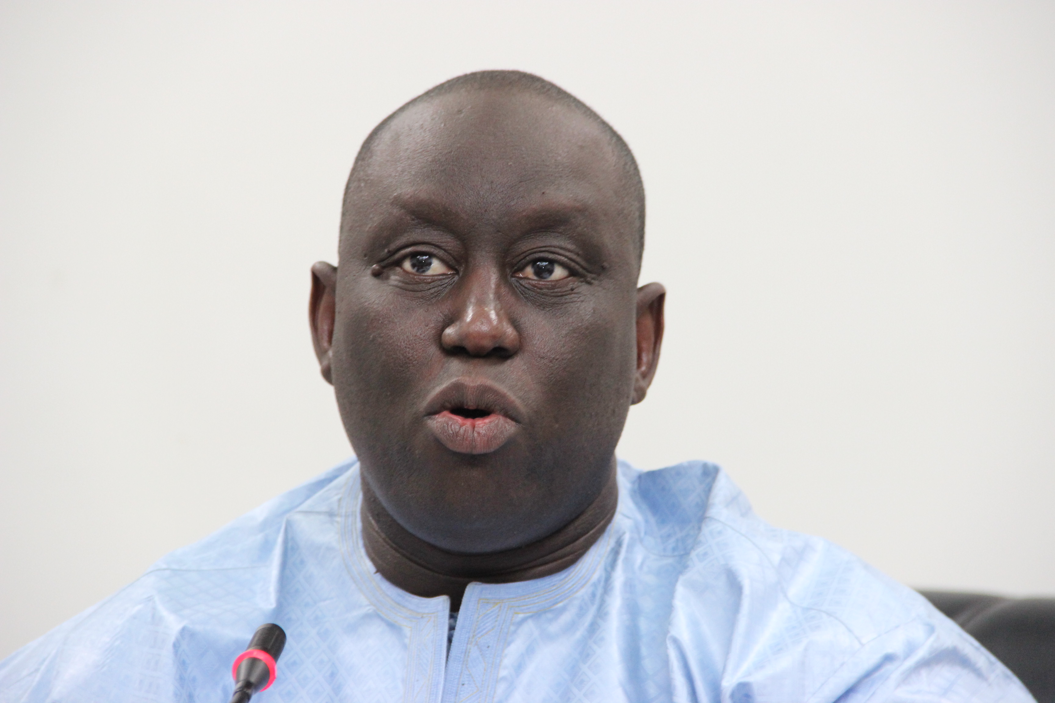 Aliou Sall déchargé de ses fonctions à la CDC ? : le frère du Président annonce un « changement dans sa carrière » en Septembre