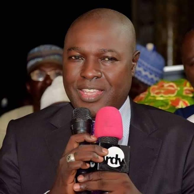 Que reproche-t-on au président Macky Sall, á Franck Temis et á Aliou Sall ?