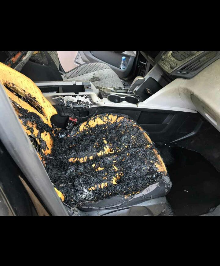 Thiénaba : Des personnes malintentionnées mettent le feu au véhicule d'un responsable du Parti Pasteef, Les Patriotes.