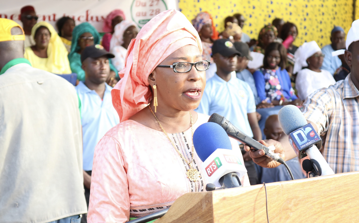 Bounkiling : Le ministre de la Femme injecte 226.333.453 francs pour la construction et l'équipement de la maison de la femme, la mise en place d'une ligne de crédit d'un montant de plus d'un demi milliard sur trois ans.