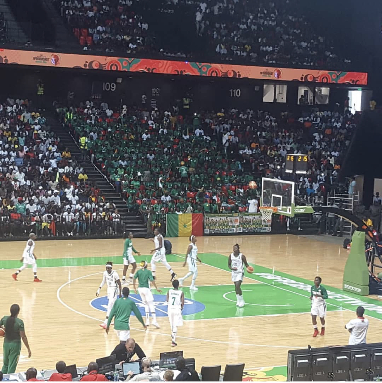 Afrobasket féminin 2019 - 1/4 finale : Les "lionnes" démarrent en trombe dans un Dakar Arena en feu !