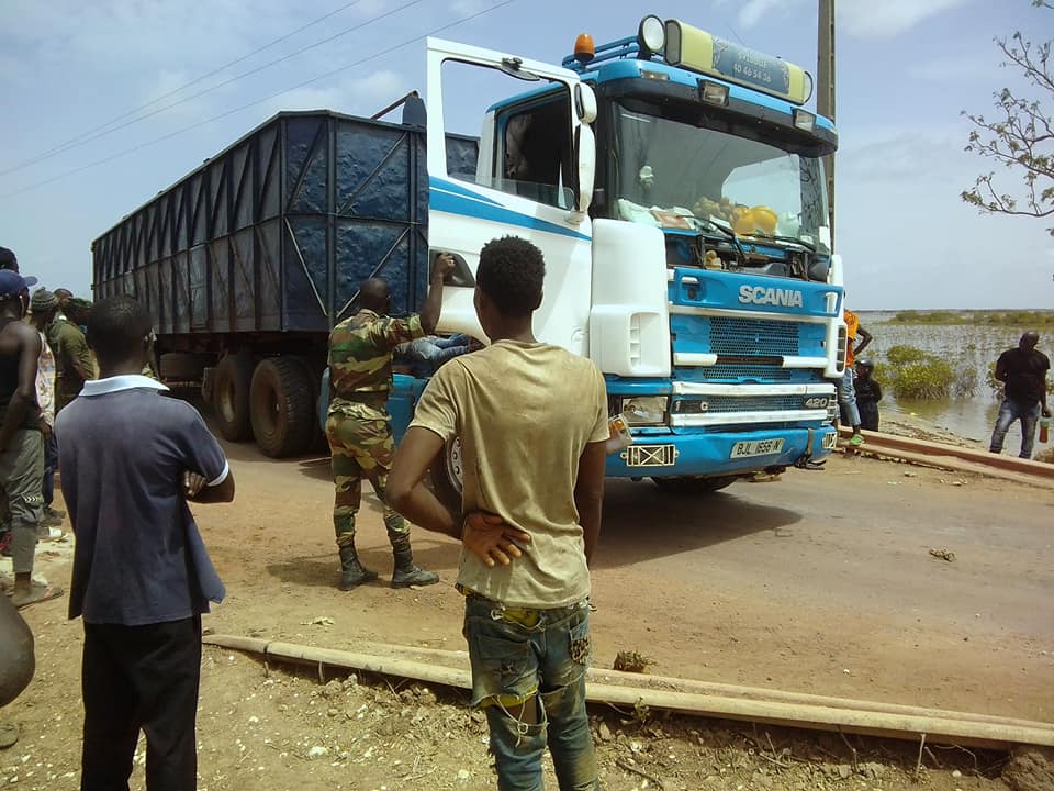 Mbour : Un camion malien écrase un apprenti