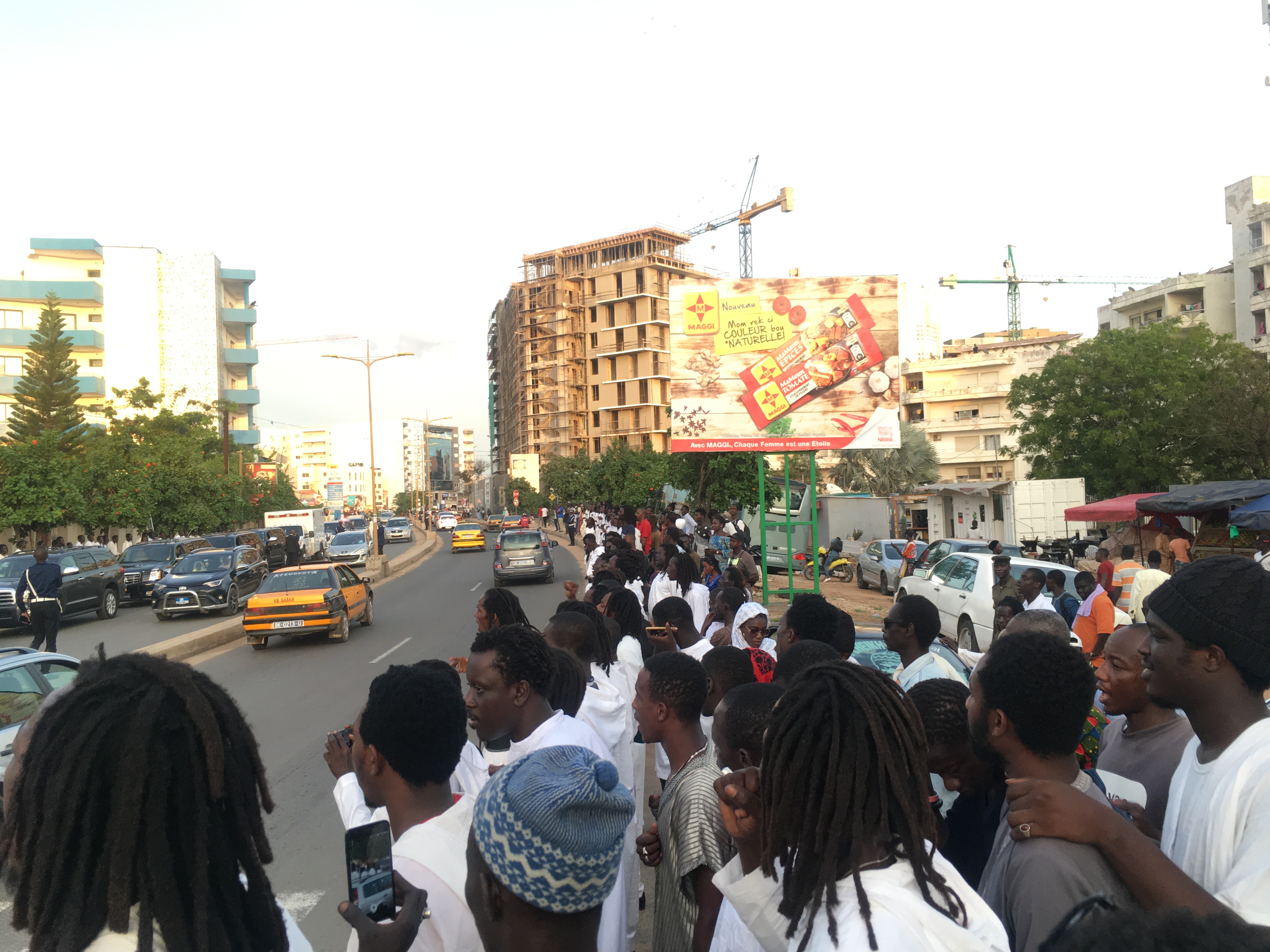Condoléances : Arrivée du président Macky Sall chez Cheikh Modou Kara.
