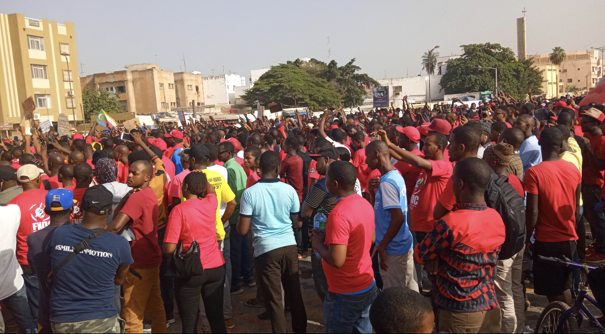 Place de la Nation : La communauté Guinénne au Sénégal manifeste son désir du changement.