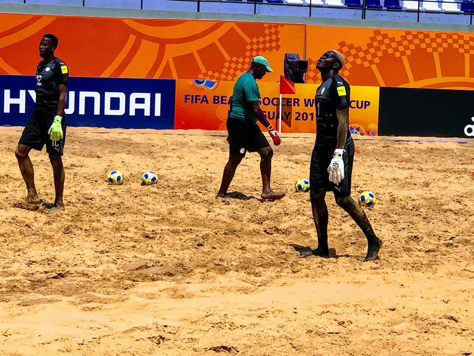 Coupe du monde Beach-soccer : À 24h du début des compétitions, Ngalla Sylla passe ses troupes en revue...