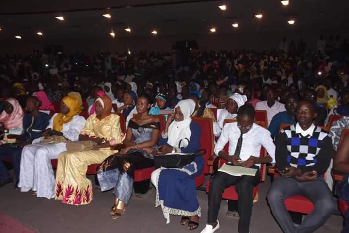 Éducation / CRFPE : Les 1750 élèves-maîtres de la promotion 2019 ont prêté serment. (Images)