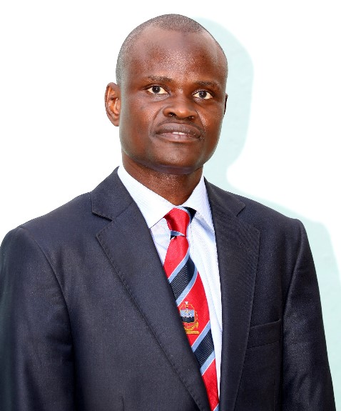  (Contribution)- Dr Macoumba Diouf, maire de Latmingué, « Nouveau Airbus A330-Néo réceptionné et baptisé : Le SINE SALOUM reconnaissant » 