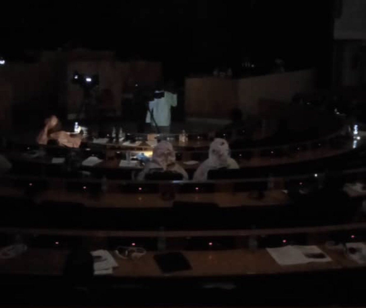 Assemblée nationale : Quand la coupure d'électricité empêche le démarrage des travaux.