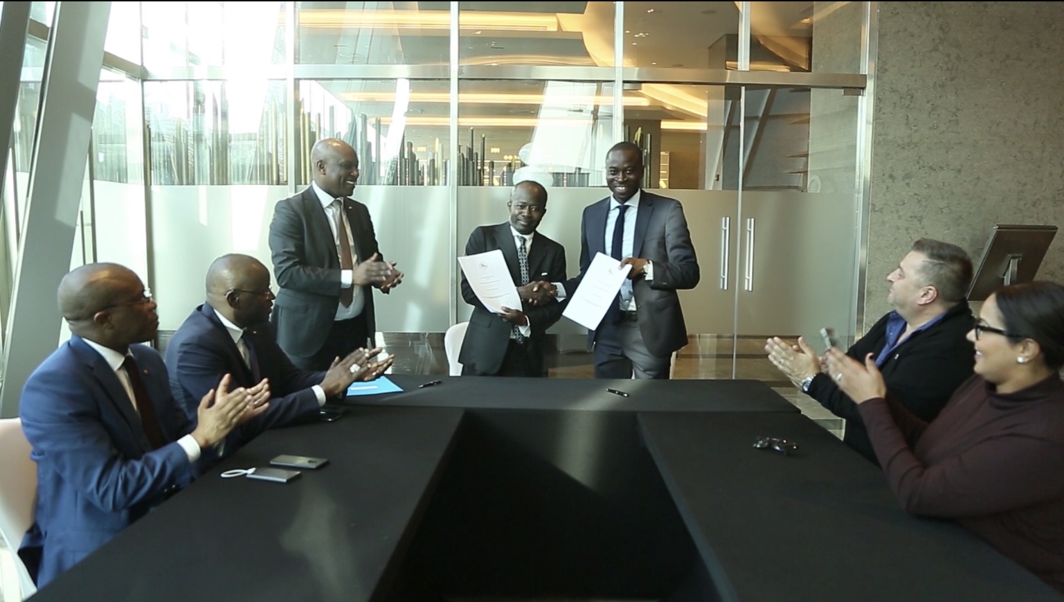 Jeux Olympiques de la Jeunesse Dakar 2022 : CNOSS / PETRODIVE signent un accord de partenariat.