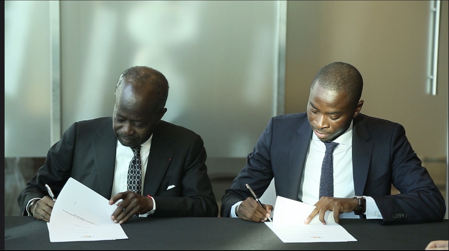 Jeux Olympiques de la Jeunesse Dakar 2022 : CNOSS / PETRODIVE signent un accord de partenariat.