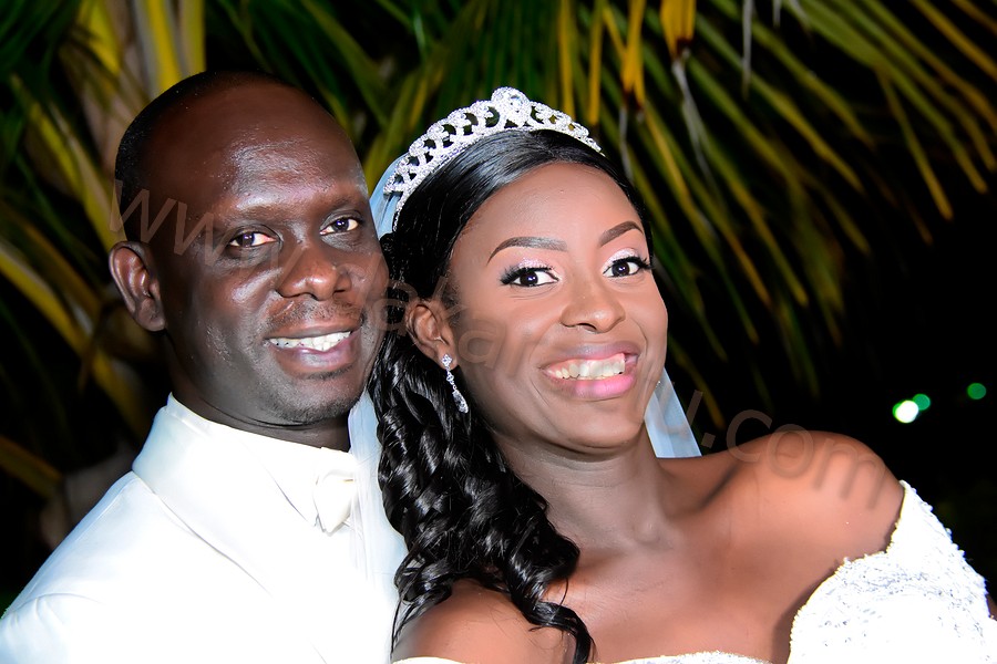 Les Images du mariage de Laurent Sène, DG de la chaîne d’hôtels Fleur de Lys et son épouse Aida Sène.