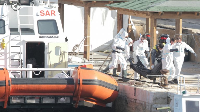 Immigration clandestine : 8 corps de migrants repêchés au large de l'Espagne.