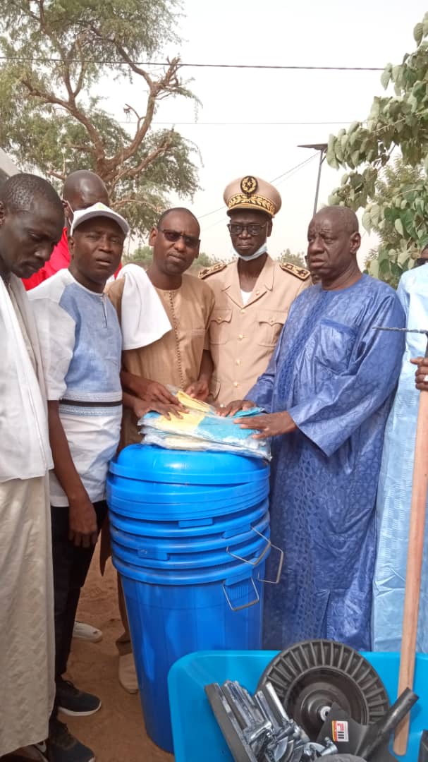 LINGUÈRE : Aly Ngouille Ndiaye préside le lancement de la journée nationale de nettoiement.