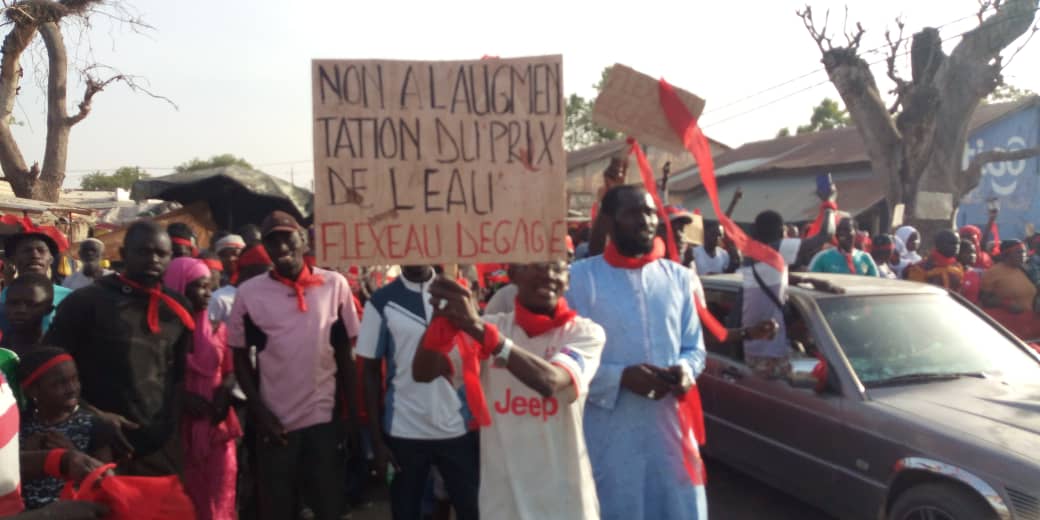 Nioro / Keur Madiabel : La population dans la rue contre la hausse du prix de l'eau (Les premières images).