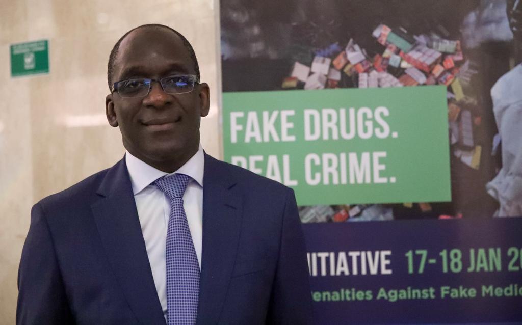 Entretien : Abdoulaye Diouf Sarr annonce « de nouvelles lois  visant à criminaliser le trafic de faux médicaments »