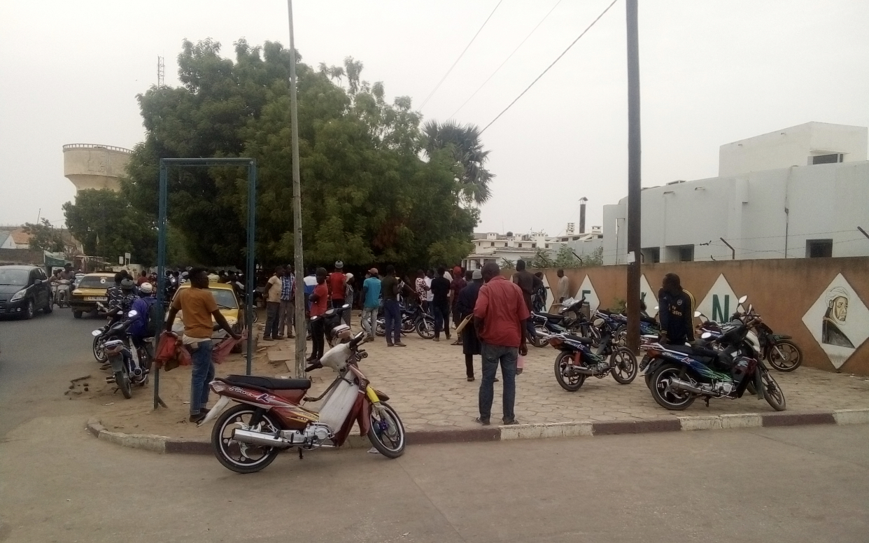 Décès du fils de Abdou Aziz Américain : Les talibés Baye prennent d'assaut l'hôpital de Kaolack... La piste de la négligence évoquée..