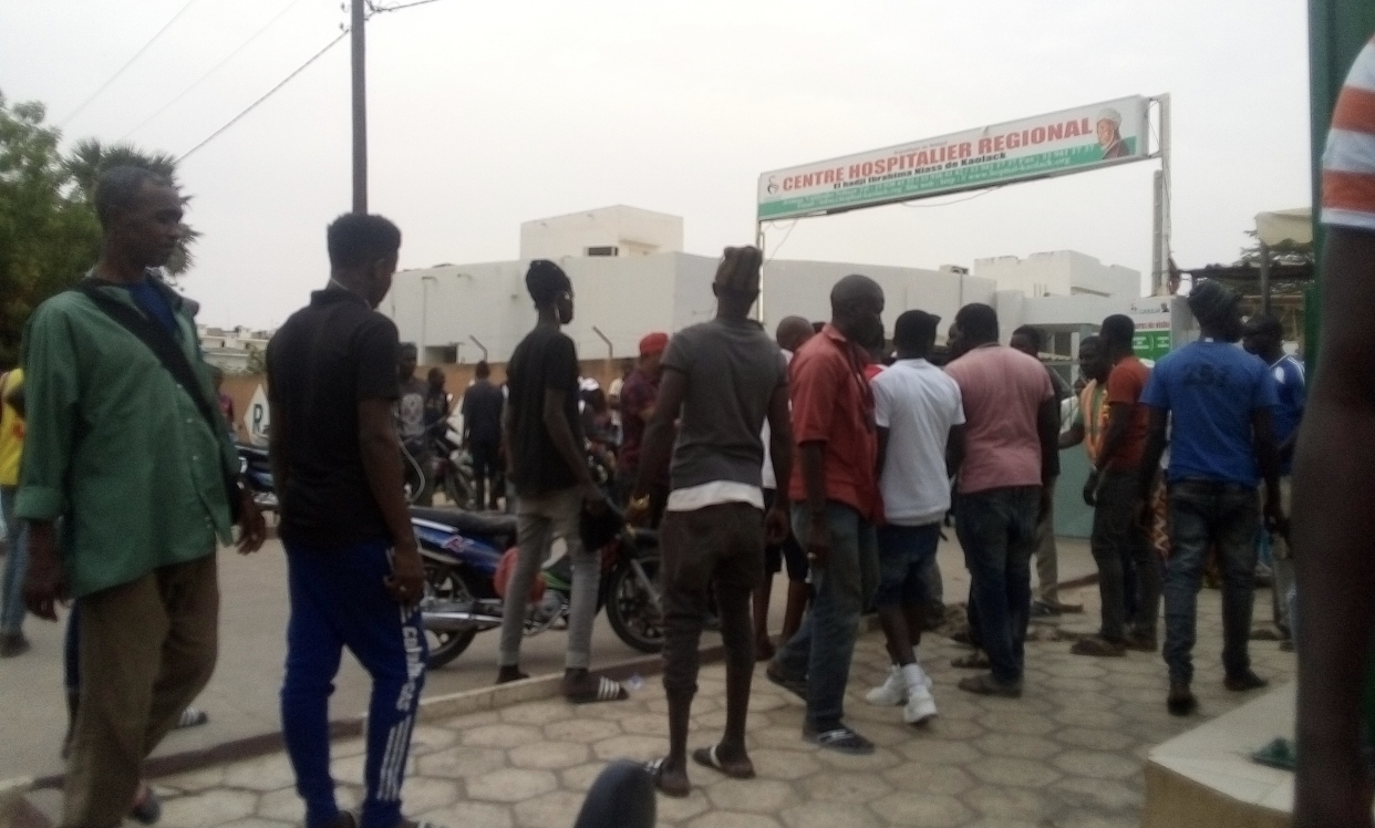 Décès du fils de Abdou Aziz Américain : Les talibés Baye prennent d'assaut l'hôpital de Kaolack... La piste de la négligence évoquée..