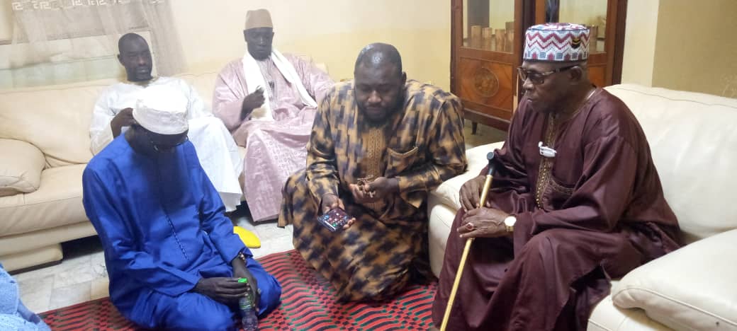 Rappel à Dieu de El hadj Idrissa Guèye/  Présentation de condoléances des Khalifes et autorités gouvernementales à Kaolack (Images).