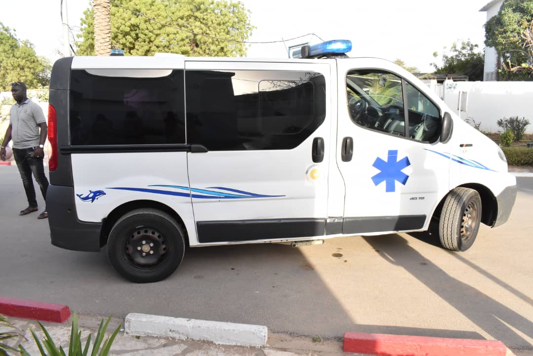 Kaolack : Maître Nafissatou Diop Cissé offre une ambulance flambant-neuve à l'hôpital régional El Hadj Ibrahima Niass (Images).