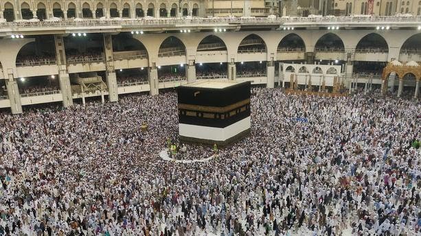 CORONAVIRUS : L’Arabie Saoudite "suspend temporairement le pèlerinage"